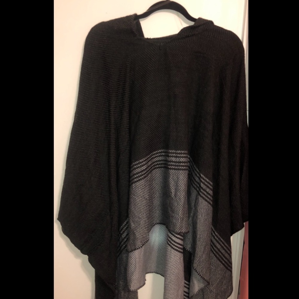 Hooded Poncho - Size L